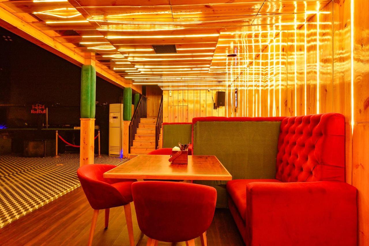 Fabhotel Queens Hub Dzsaipur Kültér fotó